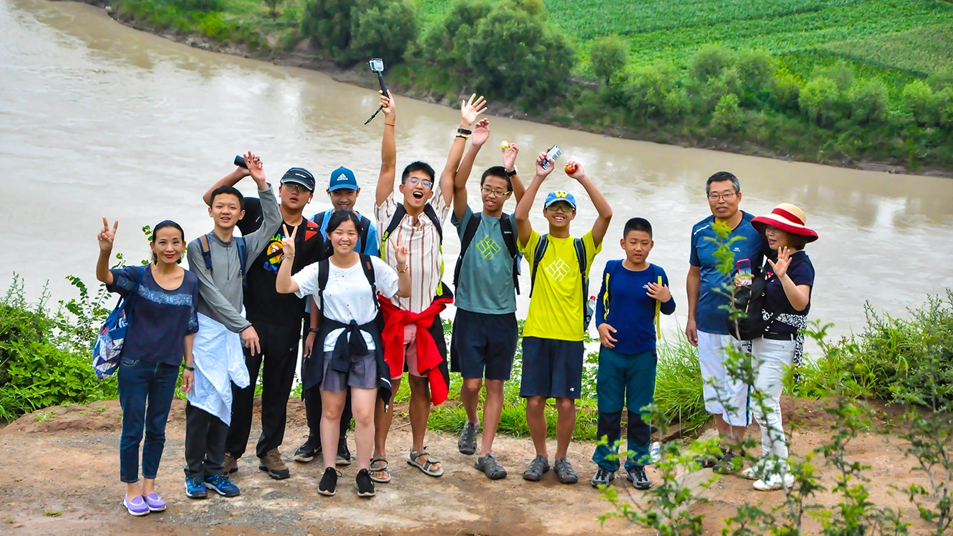 Chinese Students from International Schools Learn about Sustainable Development in Yunnan.